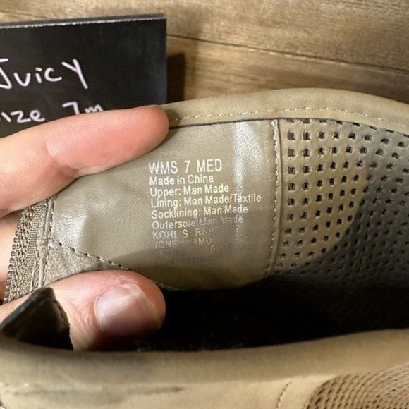 Womens Juicy Couture Wedge Peep Toe Perforated Nubuck Leather Heels Size 7 M GUC - Picture 6 of 6